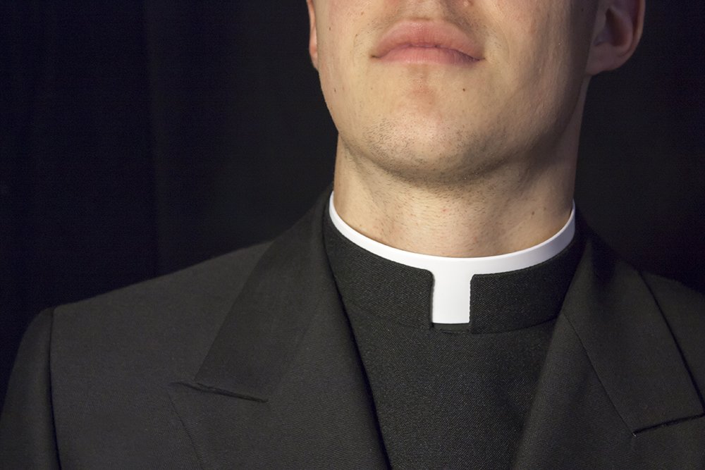 Celebrant Or Clergy Member - Which Should I Choose And Why? 