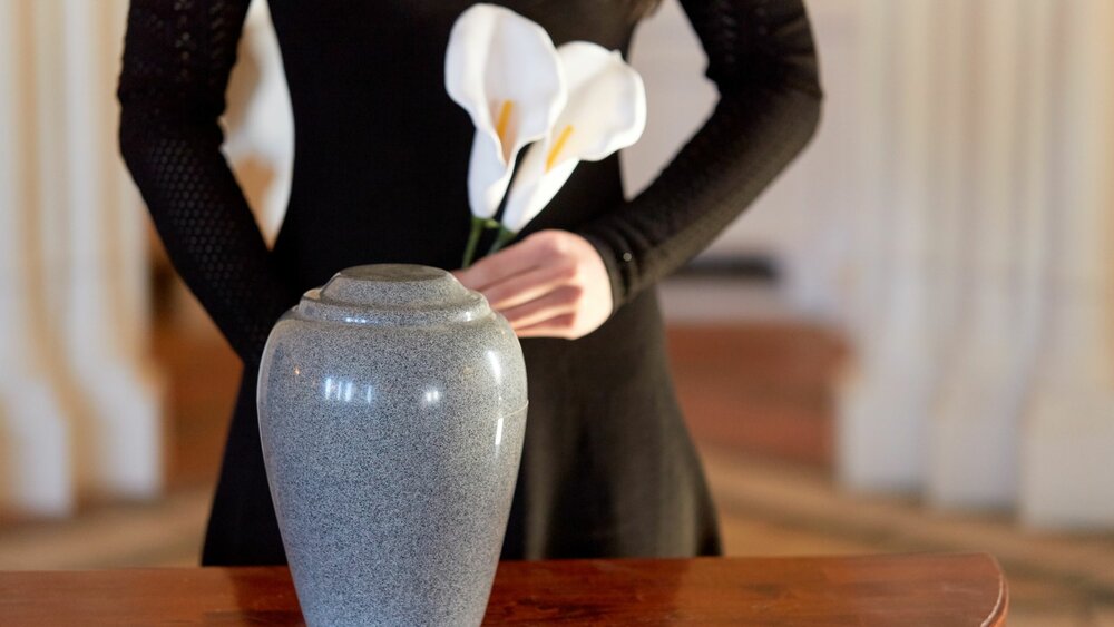 How Does Cremation Help in the Grieving Process?